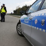 22.04.2019 Bilcza. Policja kontroluje pojazdy / Jarosław Kubalski / Radio Kielce