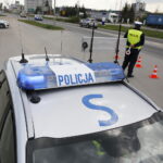 22.04.2019 Bilcza. Policja kontroluje pojazdy / Jarosław Kubalski / Radio Kielce