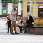 21.04.2019 Kielce. Świąteczny spacer. Lody / Jarosław Kubalski / Radio Kielce