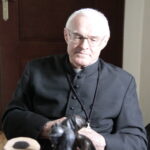 Święty Krzyż. Wielkanocny program świąteczny wizyta u ojców oblatów. Ojciec Stanisław / Krzysztof Bujnowicz / Radio Kielce