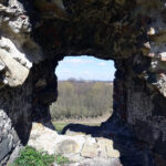 Międzygórz, gm. Lipnik. Ruiny zamku / Emilia Sitarska / Radio Kielce