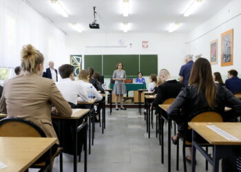 Matury czas zacząć. Matura z języka polskiego w IV Liceum Ogólnokształcącym / Marzena Mąkosa / Radio Kielce