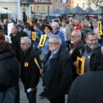 Strajk nauczycieli - pikieta przed Urzędem Miasta / Marzena Mąkosa / Radio Kielce