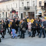 Strajk nauczycieli - pikieta przed Urzędem Miasta / Marzena Mąkosa / Radio Kielce