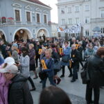 Strajk nauczycieli - pikieta przed Urzędem Miasta / Marzena Mąkosa / Radio Kielce