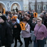 Strajk nauczycieli - pikieta przed Urzędem Miasta / Marzena Mąkosa / Radio Kielce