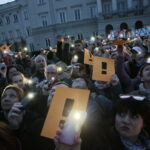 Strajk nauczycieli - pikieta przed Urzędem Miasta / Marzena Mąkosa / Radio Kielce