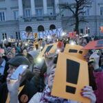 Strajk nauczycieli - pikieta przed Urzędem Miasta / Marzena Mąkosa / Radio Kielce