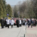 Nowa Słupia. Droga Krzyżowa na Święty Krzyż / Marzena Mąkosa / Radio Kielce