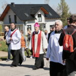 Nowa Słupia. Droga Krzyżowa na Święty Krzyż / Marzena Mąkosa / Radio Kielce