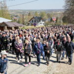 Nowa Słupia. Droga Krzyżowa na Święty Krzyż / Marzena Mąkosa / Radio Kielce