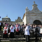 Nowa Słupia. Droga Krzyżowa na Święty Krzyż / Marzena Mąkosa / Radio Kielce