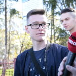 Manifestacja uczniów przed Zespołem Szkół Przemysłu Spożywczego / Marzena Mąkosa / Radio Kielce