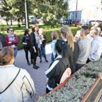 Manifestacja uczniów przed Zespołem Szkół Przemysłu Spożywczego / Marzena Mąkosa / Radio Kielce