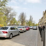 Parkujące samochody na ulicy Planty / Marzena Mąkosa / Radio Kielce