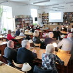 Pedagogiczna Biblioteka Wojewódzka - wieczór wspomnień o pisarzu pod hasłem "Gustaw Herling-Grudziński wśród Żeromszczaków" / Marzena Mąkosa / Radio Kielce