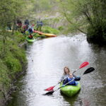 Sprzątanie Bobrzy / Marzena Mąkosa / Radio Kielce