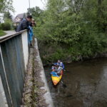Sprzątanie Bobrzy / Marzena Mąkosa / Radio Kielce