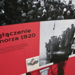 Wystawa planszowa IPN "Powstała by żyć" na placu Wolności / Marzena Mąkosa / Radio Kielce