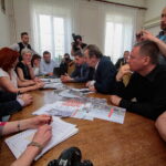 Komisja ładu przestrzennego i gospodarki nieruchomościami / Radio Kielce