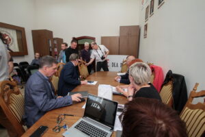 Komisja ładu przestrzennego i gospodarki nieruchomościami / Radio Kielce