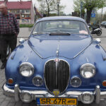 Opatów. Rajd Ziemi Sandomierskiej. Jaguary na Rynku / Emilia Sitarska / Radio Kielce