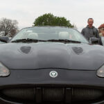 Opatów. Rajd Ziemi Sandomierskiej. Jaguary na Rynku / Emilia Sitarska / Radio Kielce