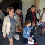 Ostrowiec Świętokrzyski. Święcenie pokarmów w Sanktuarium Najświętszej Maryi Panny Saletyńskiej / Emilia Sitarska / Radio Kielce