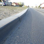 Wysepka utrudniająca dojazd do posesji mieszkańcom ul. Bałtowskiej / Emilia Sitarska / Radio Kielce