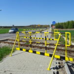 Niestrzeżony przejazd kolejowy przebiegający przez drogę wojewódzką 755 / Emilia Sitarska / Radio Kielce