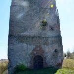 Tudorów. Średniowieczna wieża / Emilia Sitarska / Radio Kielce