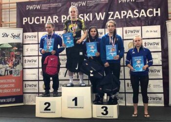 Weronika Kapinos zdobyła Puchar Polski kadetek w zapasach stylu wolnym / MKS Czarni Połaniec / Facebook
