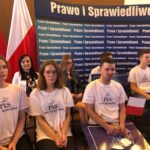Spotkanie wicepremier Beaty Szydło z mieszkańcami na Zamku Królewskim / Grażyna-Szlęzak-Wójcik / Radio Kielce