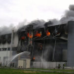 Dębska Wola. Pożar w zakładach „Termetal” / Marta Gajda / Radio Kielce