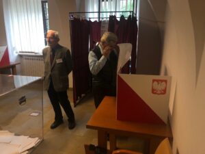 Obwodowa komisja wyborcza nr 3 w Sandomierzu / Grażyna Szlęzak-Wójcik / Radio Kielce