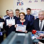 Konferencja Prawa i Sprawiedliwości. Od lewej: Marek Bogusławski - członek zarządu województwa, Andrzej Bętkowski - marszałek województwa, Maria Zuba - poseł PiS i Krzysztof Lipiec - poseł PiS / Jarosław Kubalski / Radio Kielce