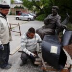 Ławeczka Andrzeja Koziei / Jarosław Kubalski / Radio Kielce