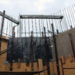 Busko-Zdrój. Budowa dzwonnicy przy kościele św. Brata Alberta / Marta Gajda / Radio Kielce