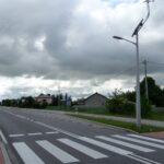 Droga wojewódzka 755. Odcinek Ćmielów - Ożarów. Przejścia dla pieszych z niedziałającymi lampami / Emilia Sitarska / Radio Kielce