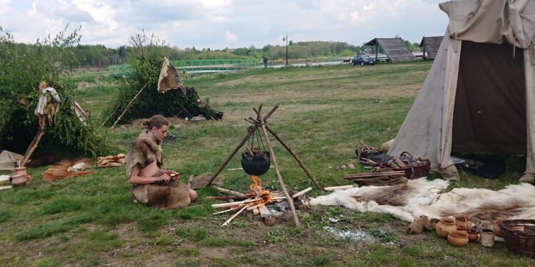 XV piknik archeologiczny / Anna Głąb / Radio Kielce