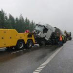 Wypadek ciężarówki w miejscowości Zalezianka / Monika Miller / Radio Kielce