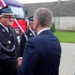 Tychów Stary. Przekazanie nowego samochodu dla OSP / Anna Głąb / Radio Kielce