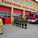 Uroczysta zmiana służby na placu przed jednostką ratowniczo-gaśniczą nr 3 / Monika Miller / Radio Kielce