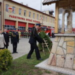 Poświęcenie kapliczki na terenie jednostki ratowniczo-gaśniczej nr 3 / Monika Miller / Radio Kielce