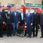 Mójcza. Przekazanie sprzętu Ochotniczej Straży Pożarnej / Wiktor Dziarmaga / Radio Kielce