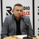 Studio Polityczne Radia Kielce. Na zdjęciu: Karol Kliś, Polskie Stronnictwo Ludowe / Robert Felczak / Radio Kielce