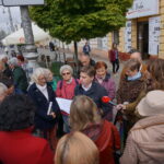 Wycieczka śladami Gustawa Herlinga-Grudzińskiego / Dorota Klusek / Radio Kielce