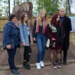 Wycieczka śladami Gustawa Herlinga-Grudzińskiego / Dorota Klusek / Radio Kielce