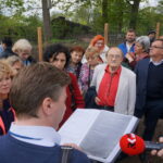 Wycieczka śladami Gustawa Herlinga-Grudzińskiego / Dorota Klusek / Radio Kielce