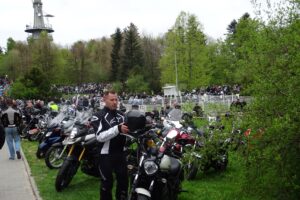 Święty Krzyż. Rozpoczęcie sezonu motocyklowego / Anna Głąb / Radio Kielce
